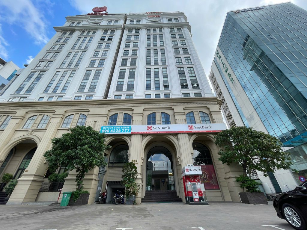 Metro Tower