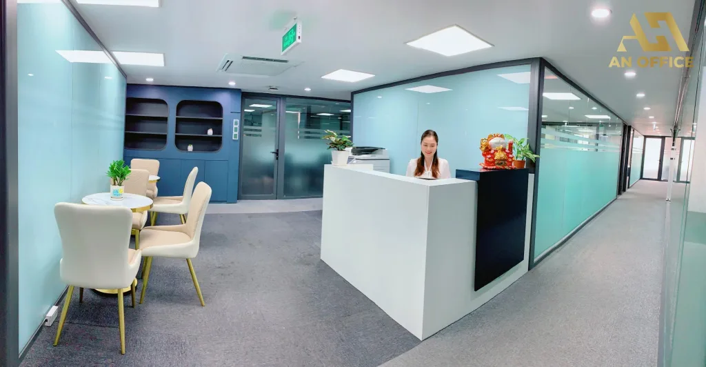 Office 168 Queen Central