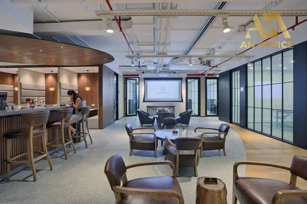 The Executive Lê Duẩn (TEC)