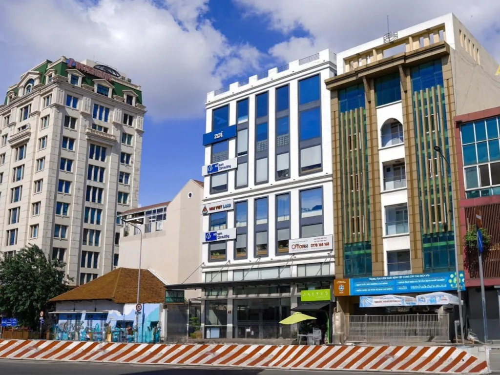 Queen Central Building