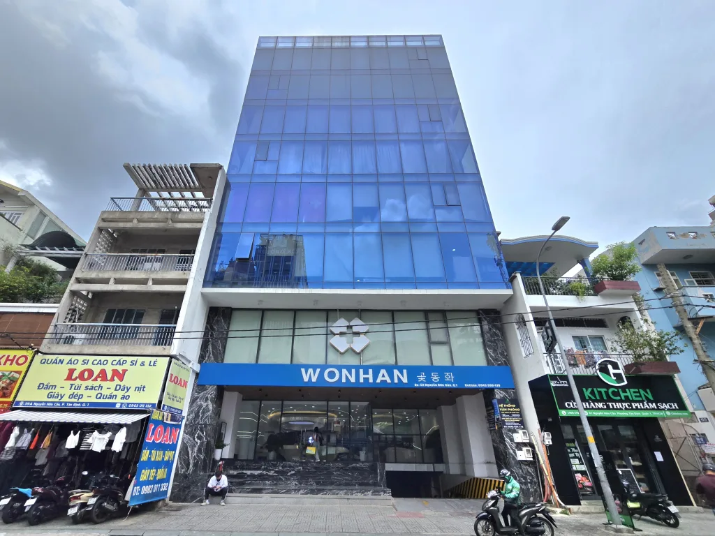 Zeta Nguyễn Hữu Cầu