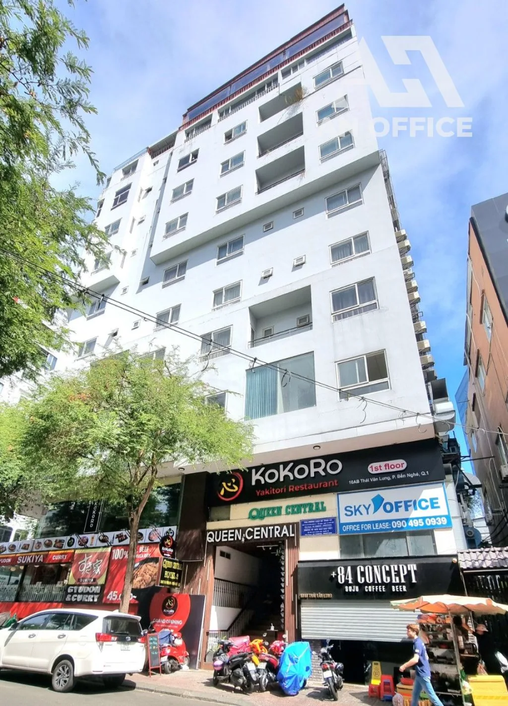 Queen central 2 building